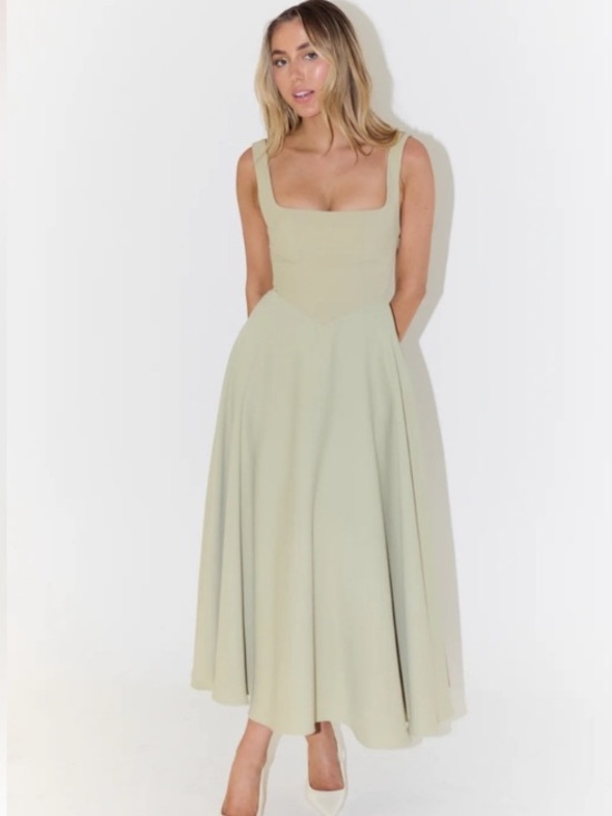 Odd Muse Dresses & Skirts - Odd Muse Sage Square-Neck Midi Dress